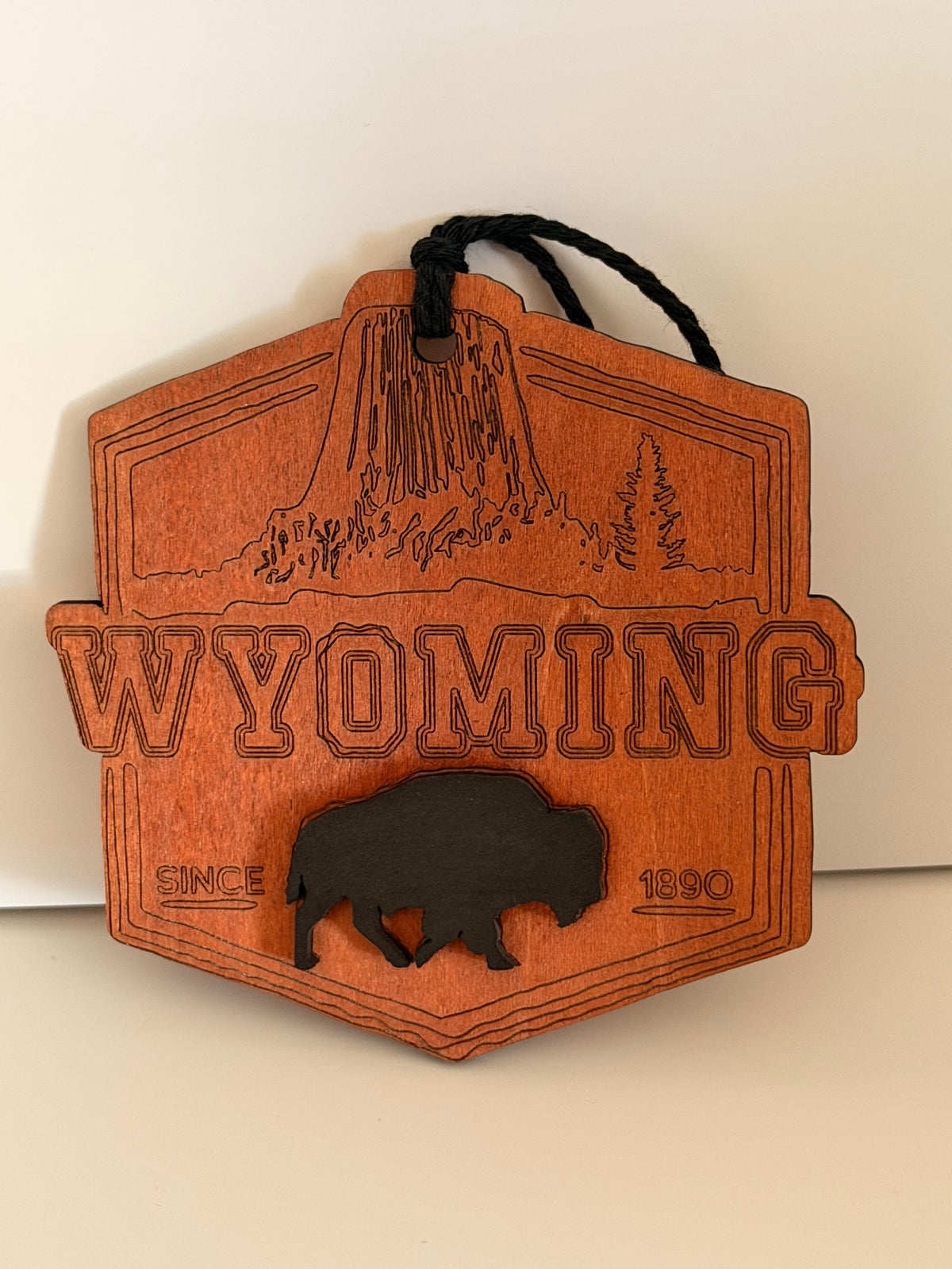Wyoming Wooden Ornament – Devils Tower & Bison