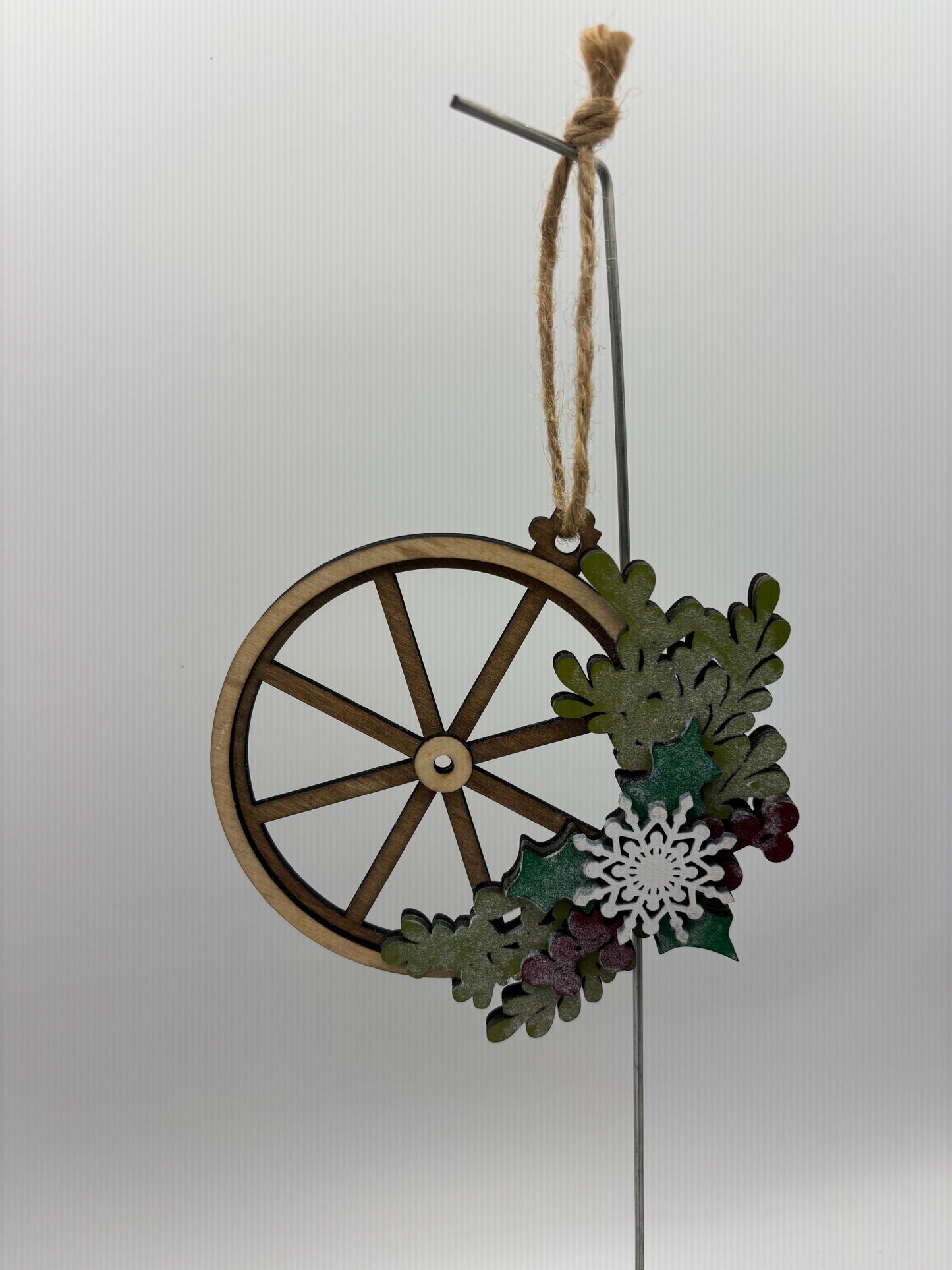 Wagon Wheel ornament