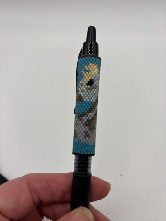 Beaded horse head pen