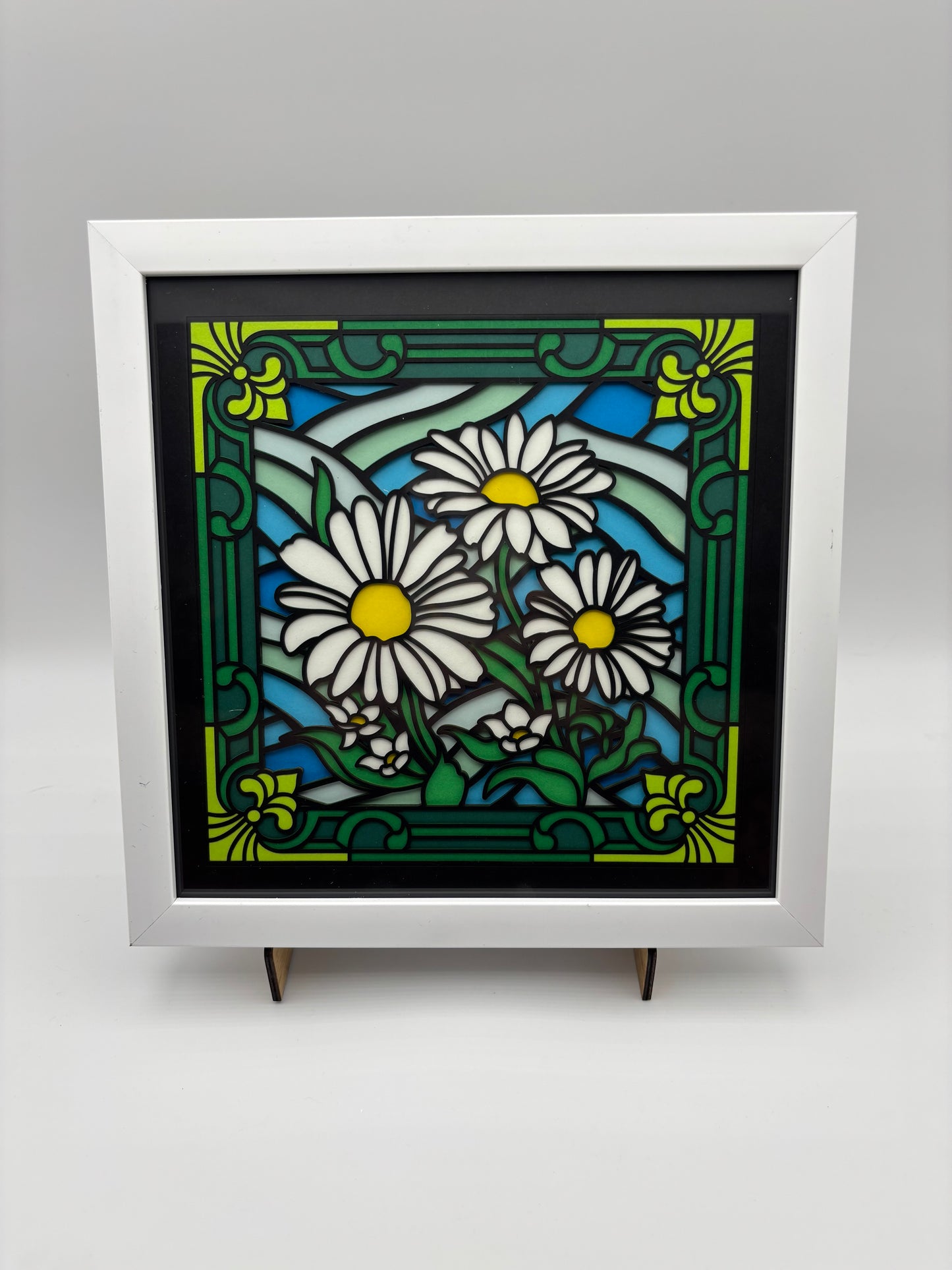 Daisy paper layered picture
