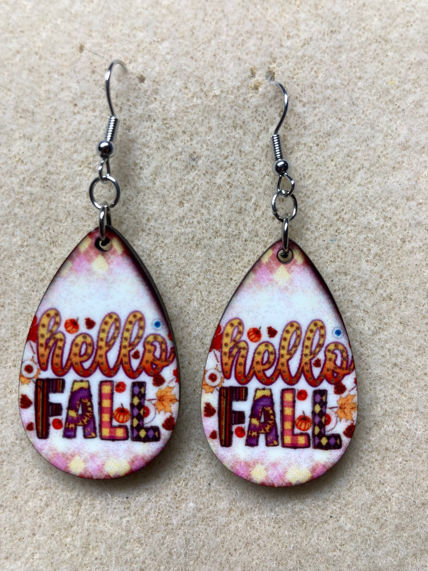 Hello Fall earrings